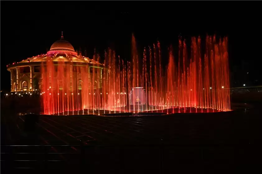 Chennai Gruji Temple Lotus Shape Music Dancing Water Fountain, India2