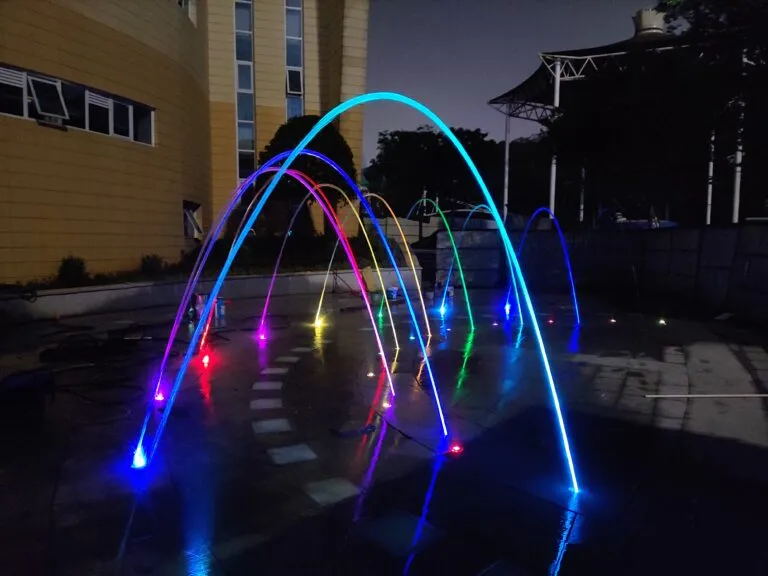 laminar fountain