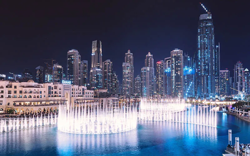 Show of Dubai musical dancing fountain