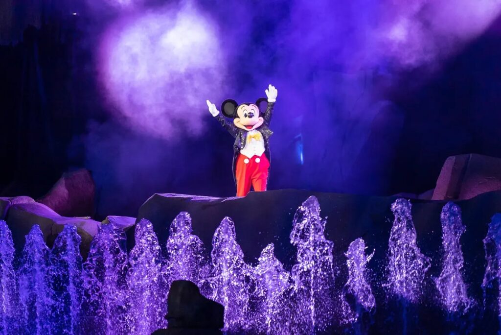 7- Fantasmic Show Disney Land