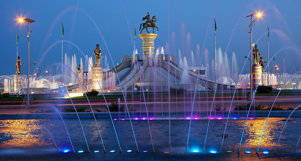 Dancing Fountains in Turkmenistan: A Mesmerizing Blend of Water, Light, and Music 1 Ashgabat Fountain Complex
