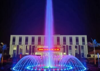 circular musical fountain